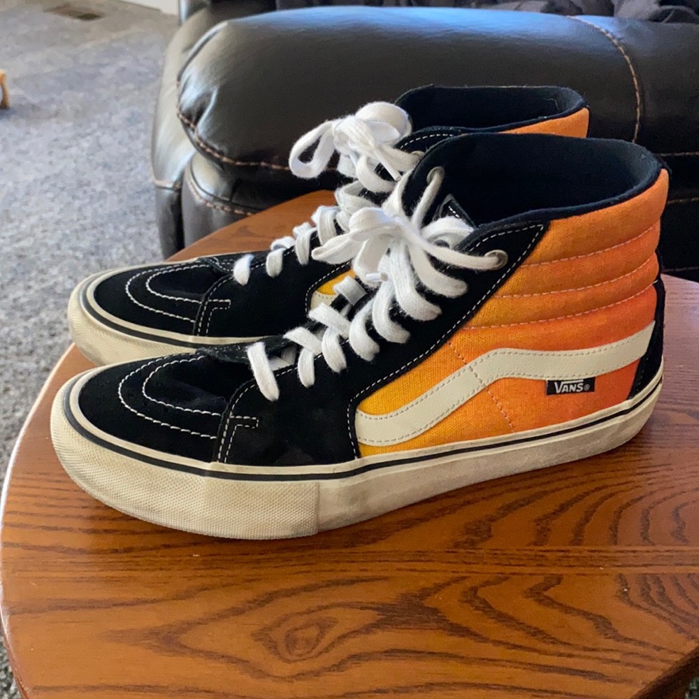 Men’s size 8 vans